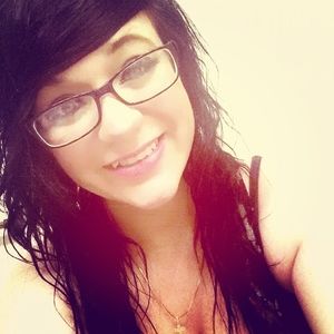 Meet your Posher, Julie